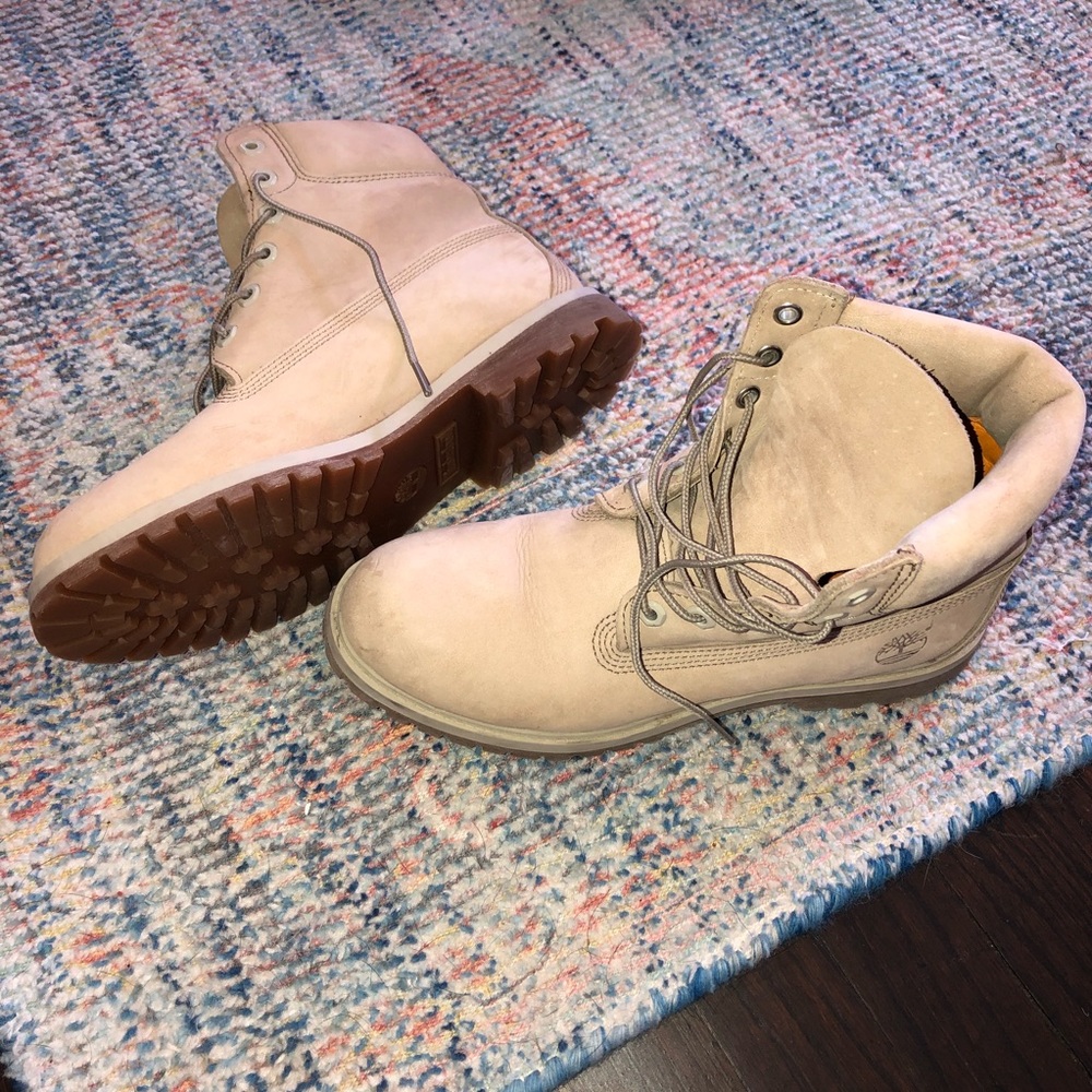 Tan timberlands
